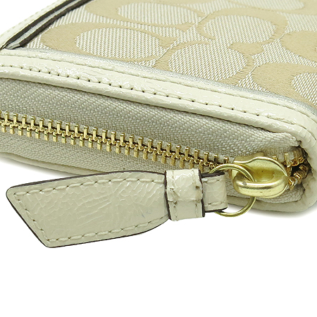 Coach(��ġ) �ñ׳��� �ڰ��� ¤�� ������ �̹���3 - ���̺��� �߰���ǰ