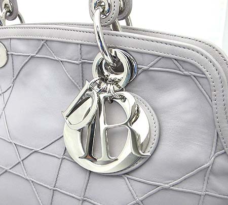 Dior(ũ����î���) M1301PGCA ���� ����Ų �׶��� ��Ʈ��+��� ��Ʈ�� [�д����] �̹���3 - ���̺��� �߰���ǰ