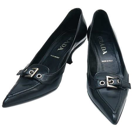 �����  ����