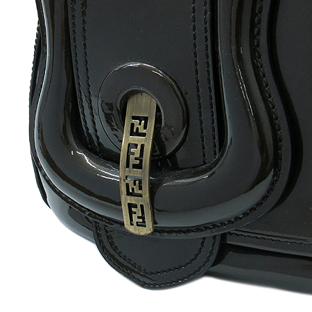Fendi(���) 8BN165 ����ũ�׸� ���̴�Ʈ B�� ����� �̹���4 - ���̺��� �߰���ǰ