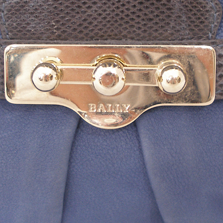 Bally(�߸�) GRESI ���� ���� ��Ʈ�� + ��� ��Ʈ�� [��ġ��] �̹���4 - ���̺��� �߰���ǰ