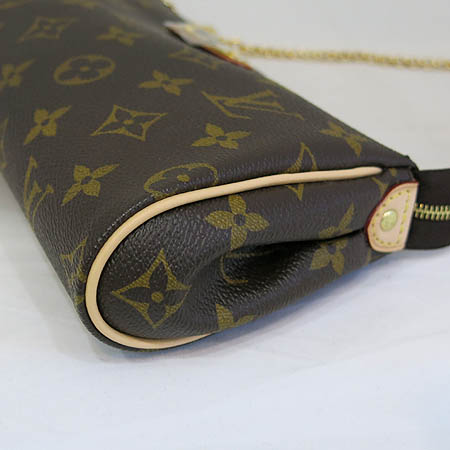 Louis Vuitton(���̺���) M95567 ���׷� ĵ���� ����Ŭ��ġ 2WAY [�ϻ����] �̹���4 - ���̺��� �߰���ǰ