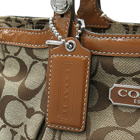 Coach(��ġ) F15146 �ñ׳��� ���� ���̴�Ʈ ���� Ʈ���� ����� �̹���4 - ���̺��� �߰���ǰ