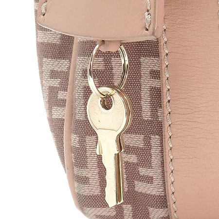 Fendi(���) 8BL071 FF�ΰ� �к긯 �̴� ������ ��Ʈ�� [�λ꼾�Һ���] �̹���4 - ���̺��� �߰���ǰ