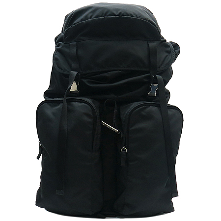 �����  ����