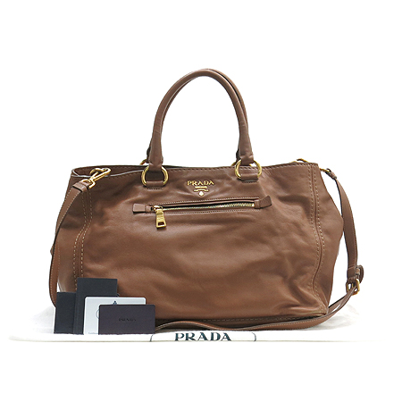 Prada(�����) BN2103 ����ΰ� ī�� SOFT CALF �۾��� ���� ��Ʈ�� + ��� ��Ʈ�� �̹���2 - ���̺��� �߰���ǰ