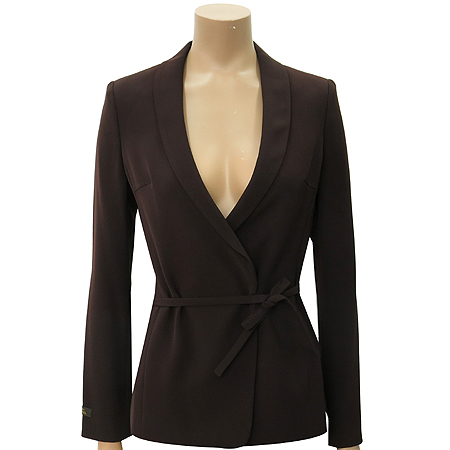 ��  ����