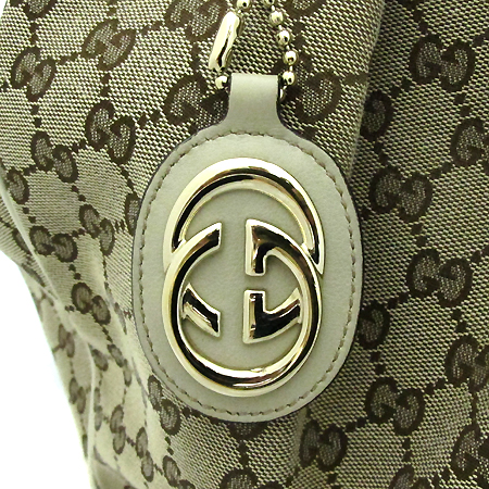 Gucci(����) 211943 GG�ΰ� �ڰ��� ���̺��� ���� Ʈ���� ��Ű ��Ʈ�� [��õ ������] �̹���4 - ���̺��� �߰���ǰ
