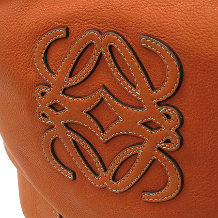 Loewe(�ο���) ������ ���� �ΰ� ��� ����� �̹���3 - ���̺��� �߰���ǰ