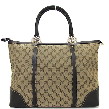 ����  �����