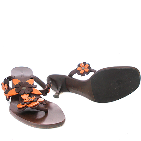 MiuMiu(�̿�̿�) �ö�� ���� ������ �ɸ� ���� [��ġ��] �̹���2 - ���̺��� �߰���ǰ