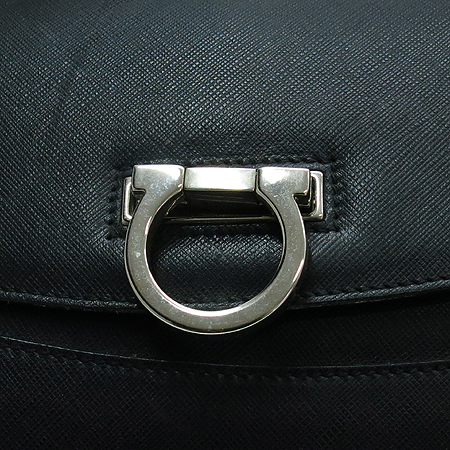 Ferragamo(��󰡸�) 21 5322 ���� ��ġ�� �ΰ� ��� ���� ���� ��Ʈ�� �̹���4 - ���̺��� �߰���ǰ