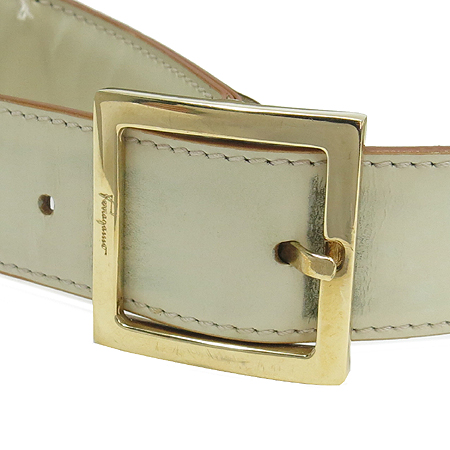 Ferragamo(��󰡸�) AQ 21 0170 ������ ���� ����ΰ� ����� �̹���5 - ���̺��� �߰���ǰ