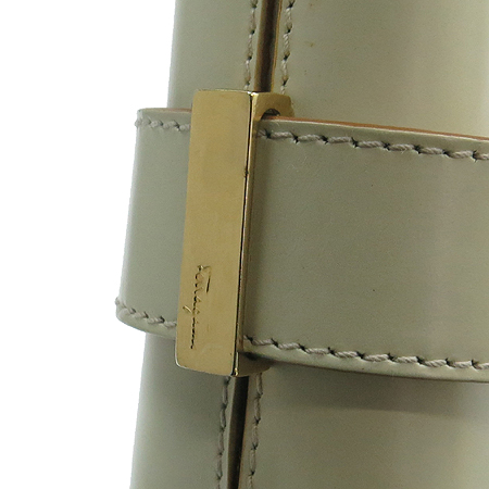 Ferragamo(��󰡸�) AQ 21 0170 ������ ���� ����ΰ� ����� �̹���7 - ���̺��� �߰���ǰ