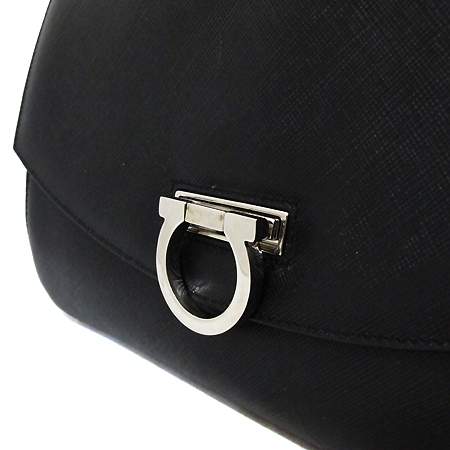 Ferragamo(��󰡸�) 21 5320 ���ǾƳ� ���� ��ġ�� ��� ü�� ����� [��õ ������] �̹���4 - ���̺��� �߰���ǰ