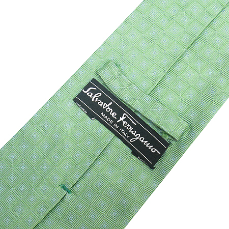 Ferragamo(��󰡸�) 100% ��ũ ��Ÿ�� �̹���2 - ���̺��� �߰���ǰ