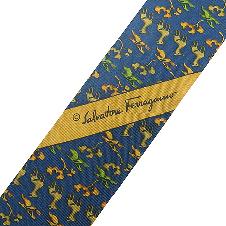 Ferragamo(��󰡸�) 100% ��ũ ��Ÿ�� �̹���3 - ���̺��� �߰���ǰ