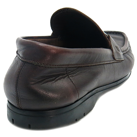 Ferragamo(󰡸)    Ŭ   ̹4 - ̺ ߰ǰ