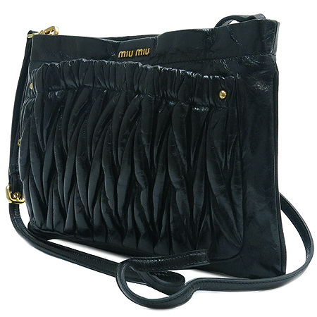 MiuMiu(�̿�̿�) ���� �ΰ� ��� CONTENITOR MATELASSE'LUX �Ÿ� ũ�ν��� �̹���2 - ���̺��� �߰���ǰ