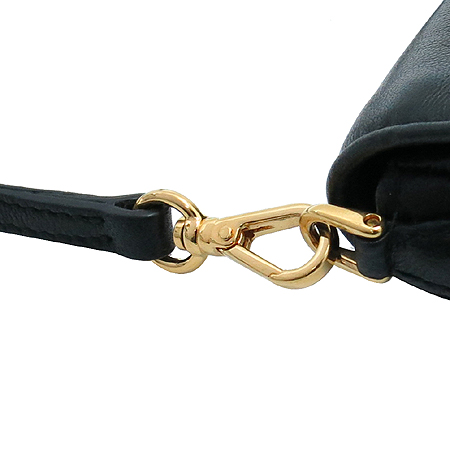 MiuMiu(�̿�̿�) �ö�� ��� ���� ���� �̴� ũ�ν��� �̹���5 - ���̺��� �߰���ǰ