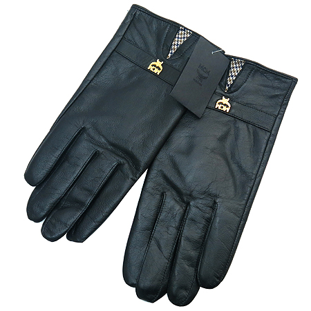 ������  �尩