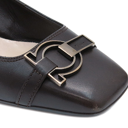 Ferragamo(��󰡸�) ���� ���� ��ġ�� ��Ŭ ������ ���� �̹���5 - ���̺��� �߰���ǰ