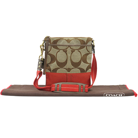 Coach(��ġ) 10129 �ñ״��� �ڰ��� ũ�ν��� �̹���2 - ���̺��� �߰���ǰ