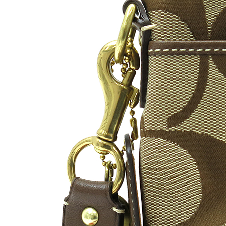 Coach(��ġ) 10129 �ñ״��� �ڰ��� ũ�ν��� �̹���4 - ���̺��� �߰���ǰ