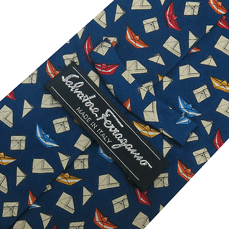 Ferragamo(��󰡸�) 100% ��ũ ��Ÿ�� �̹���2 - ���̺��� �߰���ǰ