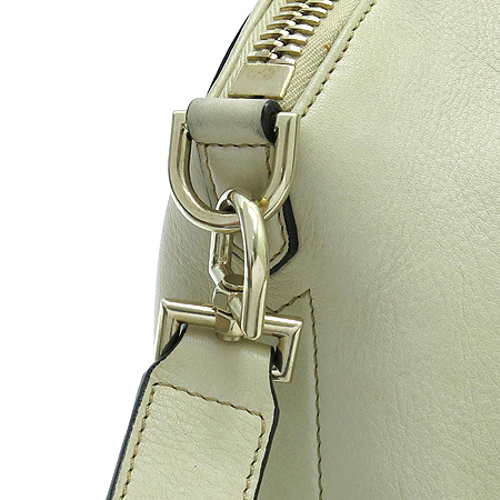 GIVENCHY(�����) ����ΰ� ���� ��Ƽ���� M ������ 2WAY �̹���5 - ���̺��� �߰���ǰ