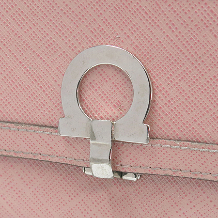 Ferragamo(��󰡸�) 22 5075 ��ũ ���ǾƳ� ���� ��ġ�� �ΰ� ������ �̹���3 - ���̺��� �߰���ǰ