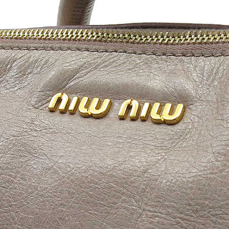 MiuMiu(�̿�̿�) RT0438 VITELLO LUX ���� ��� ���� �ΰ� ��ÿ 2WAY �̹���4 - ���̺��� �߰���ǰ