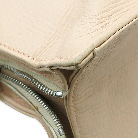 Loewe(�ο���) �ΰ� ��� ��ġ ���� �޽��� ũ�ν��� �̹���5 - ���̺��� �߰���ǰ