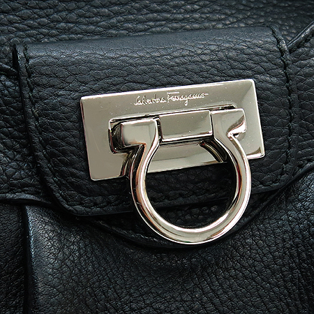 Ferragamo(��󰡸�) 21 A069 ���� ��ġ�� ����� �̹���3 - ���̺��� �߰���ǰ