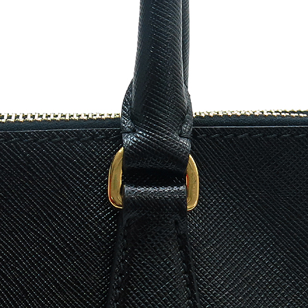 Prada(�����) BN1801 �ﰢ �ΰ� ��� ���� ���ǾƳ� ���� ��Ʈ�� + ��� ��Ʈ�� [��������] �̹���4 - ���̺��� �߰���ǰ