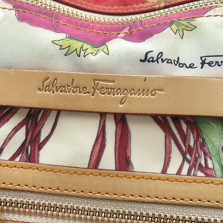 Ferragamo(��󰡸�) 21 6410 �ڰ��� ��Ʈ�� + ��� ��Ʈ�� �̹���4 - ���̺��� �߰���ǰ