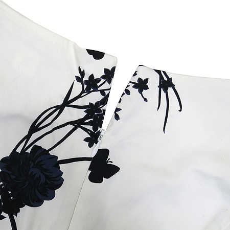 URBAN GIRL ���� ���ǽ� (MADE IN U.S.A) �̹���3 - ���̺��� �߰���ǰ