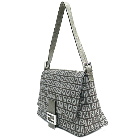 Fendi(���) �ΰ� ��ī�к긯 �ǹ������ ����ΰ� ���� ����� �̹���3 - ���̺��� �߰���ǰ