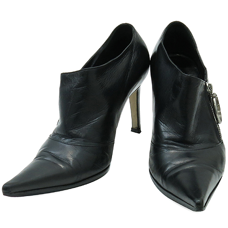 ���������ν�  ����