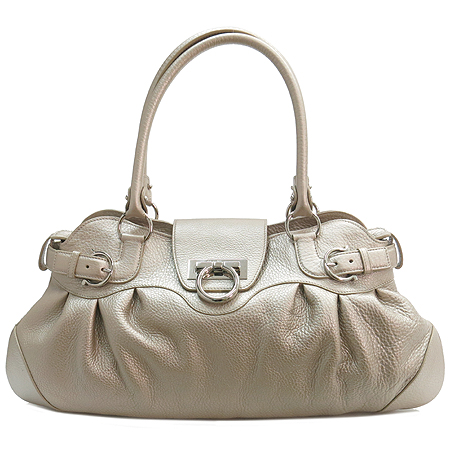 ��󰡸� ��ġ�� ��Ŭ ��Ʈ�� 