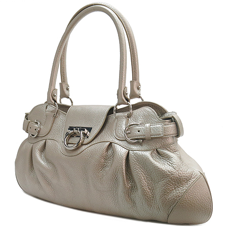 Ferragamo(��󰡸�) 21 5370 ����� ��Ż�� ���� ��ġ�� �� ��� ������ ��Ʈ�� [��������] �̹���3 - ���̺��� �߰���ǰ