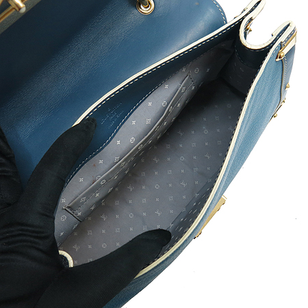 Louis Vuitton(���̺���) M91821 ���Ҹ� ���� �� Ÿ������ ����� �̹���5 - ���̺��� �߰���ǰ