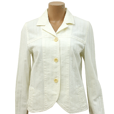 ��������  ����