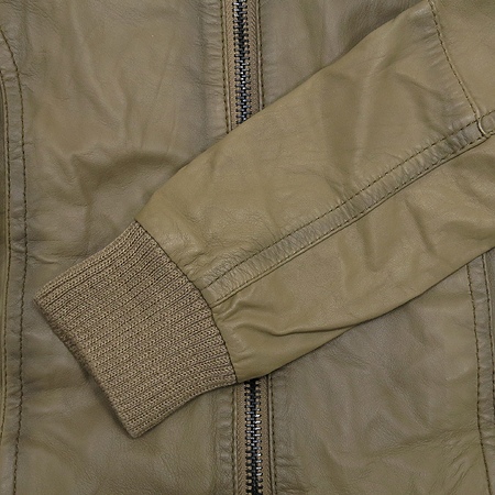 ZARA(�ڶ�) �������÷� �簡�� ���� �̹���3 - ���̺��� �߰���ǰ