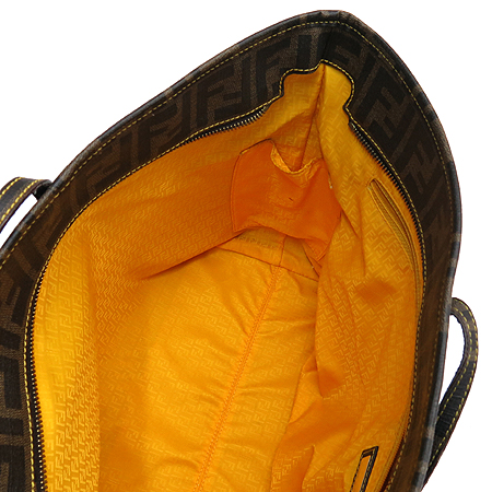 Fendi(���) 8BH185 FF�ΰ� ��ī PVC ���� ����� �̹���5 - ���̺��� �߰���ǰ