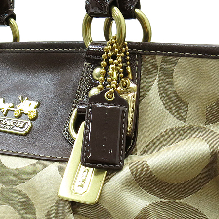 Coach(��ġ) 12963 �ٸ��� �ɾ�Ʈ �ΰ� 2-WAY �̹���3 - ���̺��� �߰���ǰ