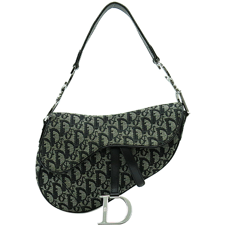 ���  �����