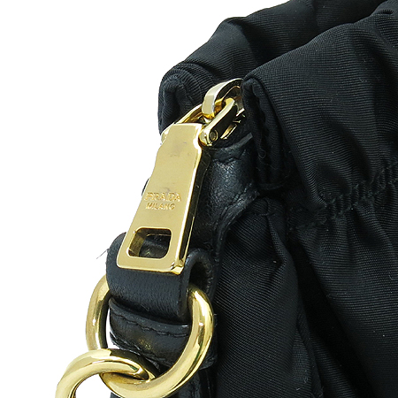 Prada(�����) B1407M ���ڳ� ������ ��Ʈ�� ũ�ν��� 2-WAY [��������] �̹���5 - ���̺��� �߰���ǰ