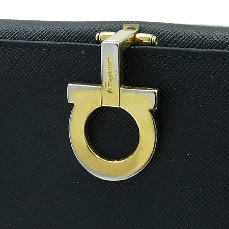 Ferragamo(��󰡸�) 22 0120 ���� ��ġ�� ���� ���ǾƳ� ������ �̹���2 - ���̺��� �߰���ǰ