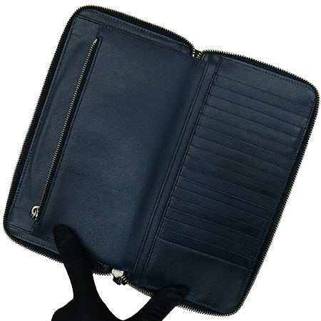 Prada(�����) 2M1220 �����ΰ� ���̺� ���ǾƳ� ���� ���� �ٿ뵵 ������ �̹���6 - ���̺��� �߰���ǰ